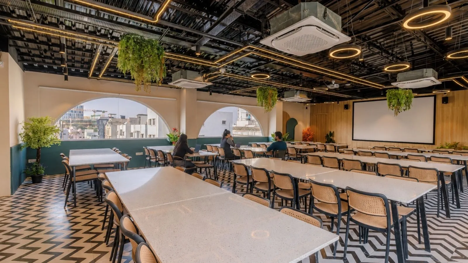 Work Café & Founder’s Lounge