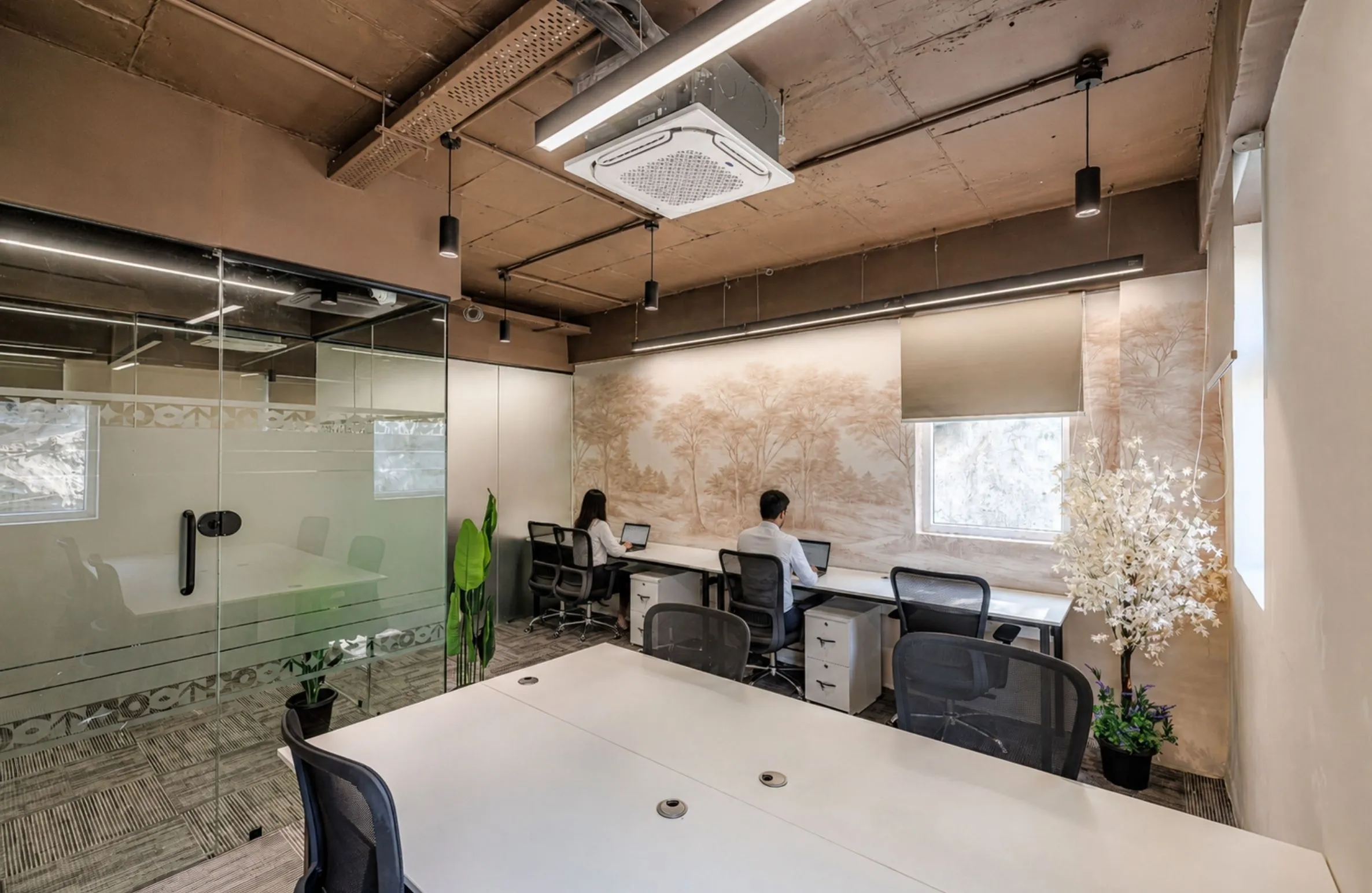Fully managed workspace folding multiple office bills into a single invoice